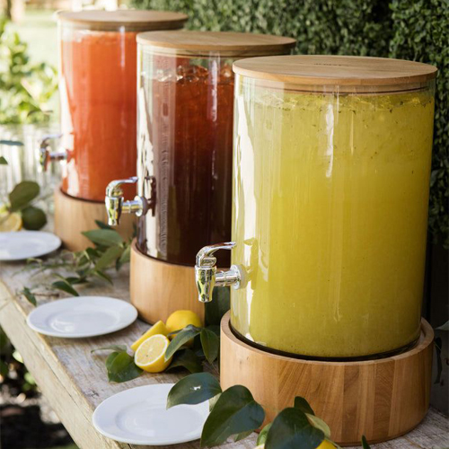 اجاره-لوازم-پذیرایی-آقای-تشریفات