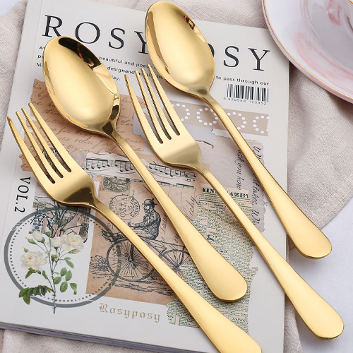 کرایه سرویس قاشق و چنگال طلایی برای پذیرایی لوکس